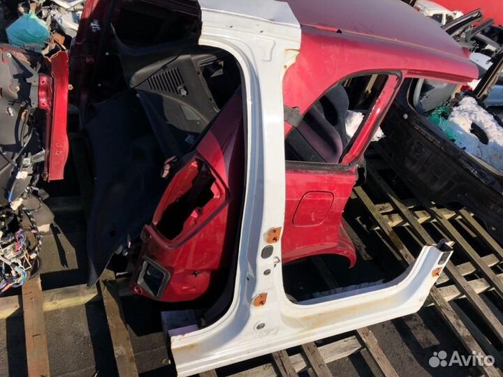 Порог правый Renault Logan II 1.6 2017