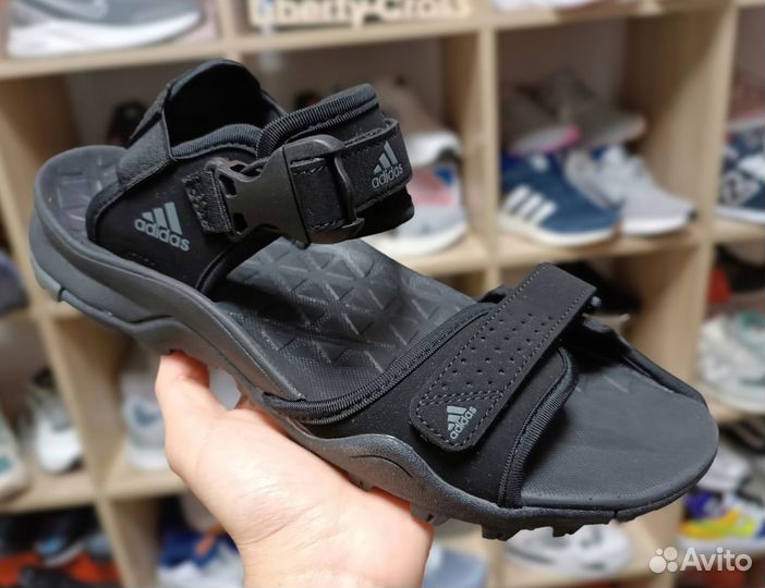 Сандалии летние мужские Adidas Adilette 41-45