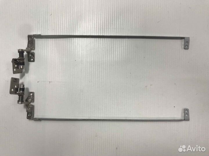 Петли для Lenovo G555
