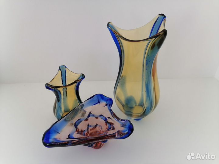 Вазы из цветного стекла чехия