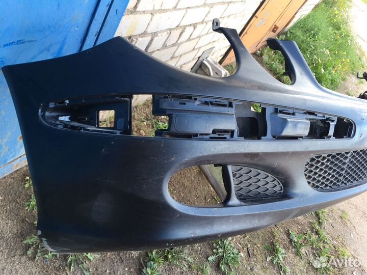 Mercedes w211. Бампер передний