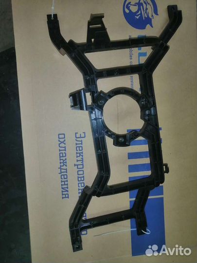 Рамка вентилятора Рено.Ларгуг LFS0955