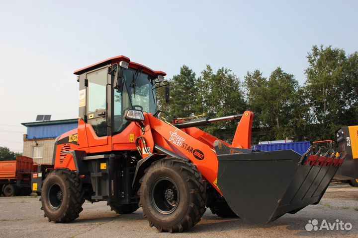 Фронтальный погрузчик Redstar 2000GT, 2023
