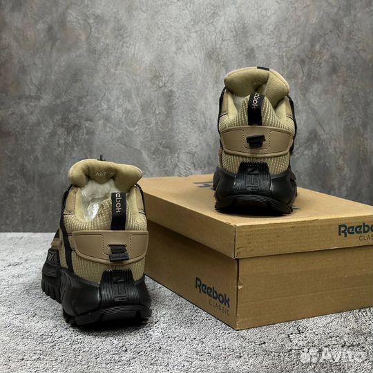 Мужские зимние кроссовки с мехом Reebok