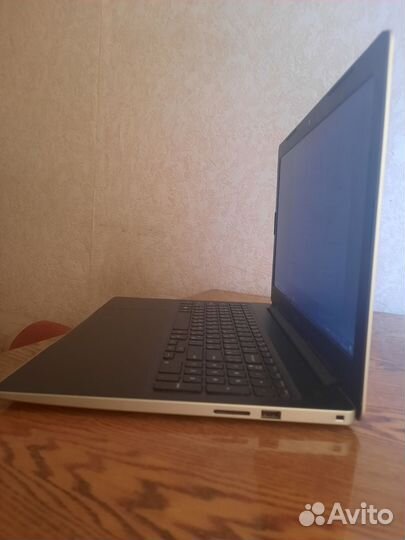 Ноутбук dell inspiron 3595