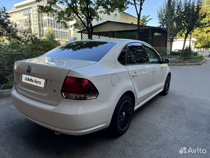 Volkswagen Polo 1.6 AT, 2013, 176 000 км