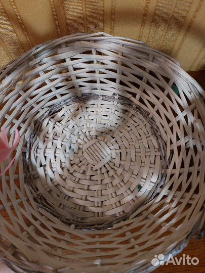 Корзинка плетенная