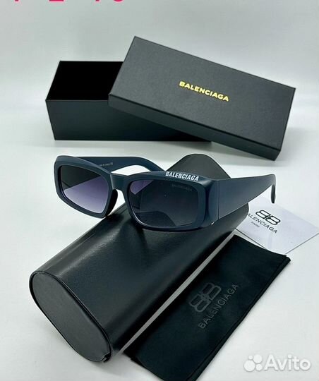 Солнцезащитные очки Balenciaga