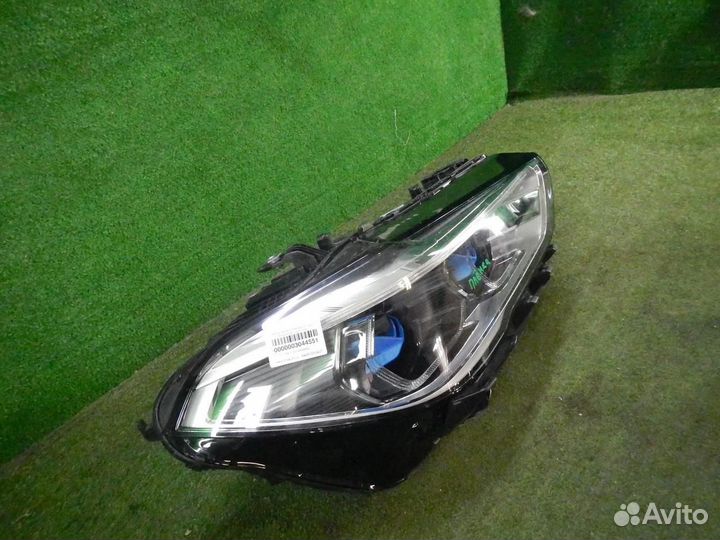 Фара правая BMW X5