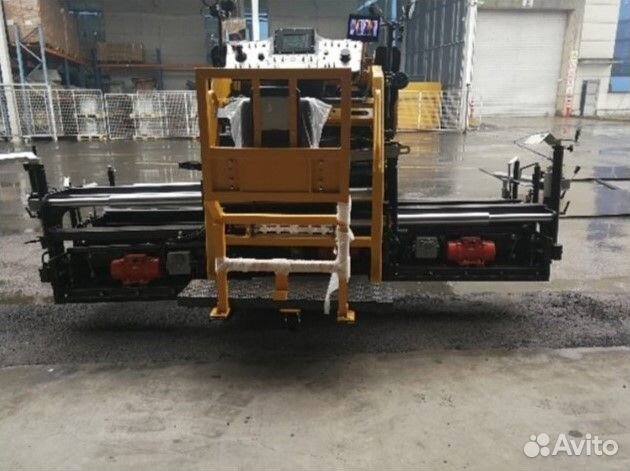 Асфальтобетоноукладчик Sany SAP30C-10, 2024