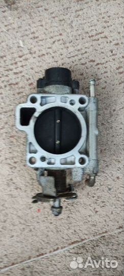 Дроссельная заслонка RB 20 DE