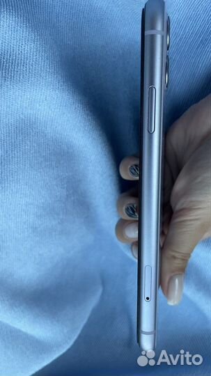 Продам или обмен iPhone 11 128гб+часы