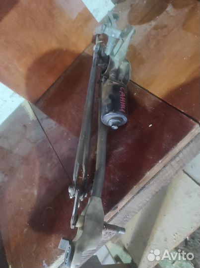 Трапеция дворников Nissan Sunny