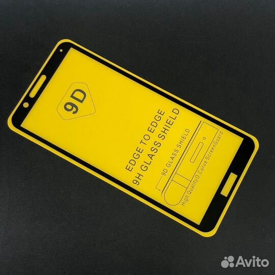 Защитное стекло на Honor 7X черное