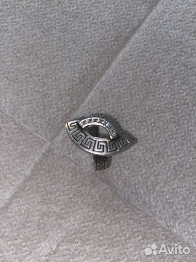 Женское серебряное кольцо Versace