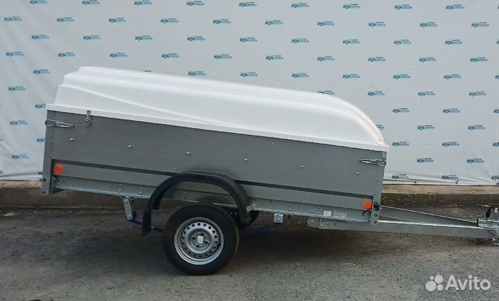 Прицеп с пластиковой крышкой Трейлер 2,6х1,3х0,5