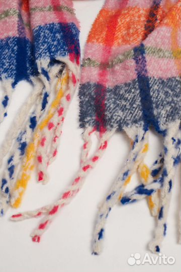 Женский теплый палантин