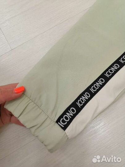 Спортивный костюм женский