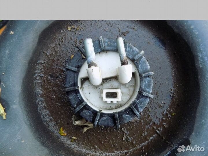 Датчик уровня топлива Passat B3 1988-1993