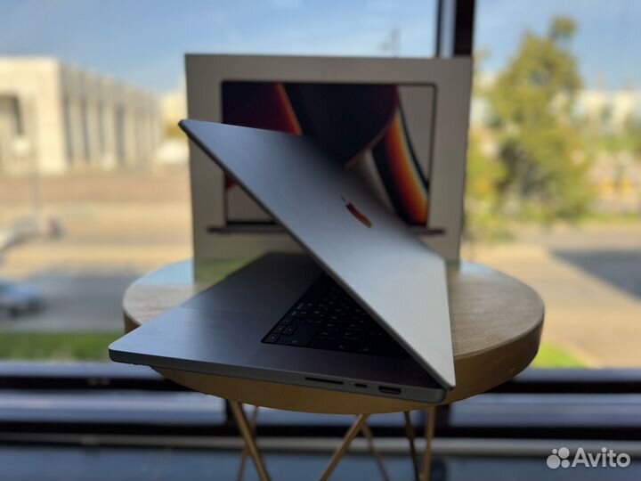 Ноутбук Apple MacBook Pro 16 M1 Pro 16/512Gb