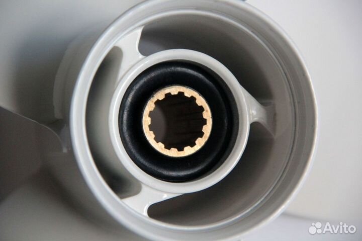 Винт Ямаха 40-50 11 шаг