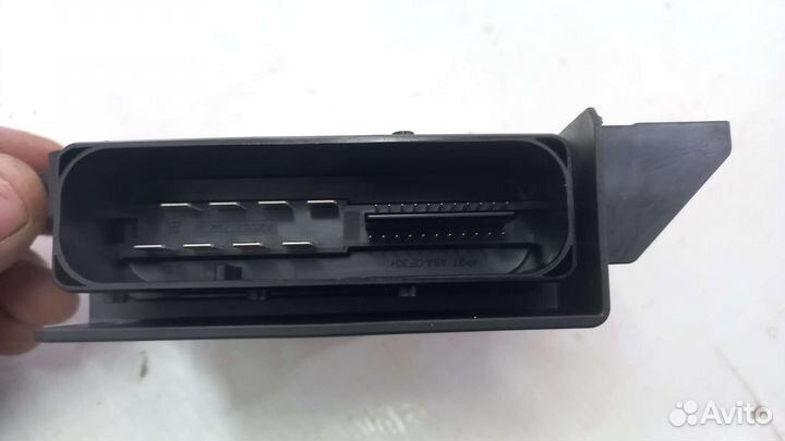 Блок ручника 2.0 Volkswagen Passat CC