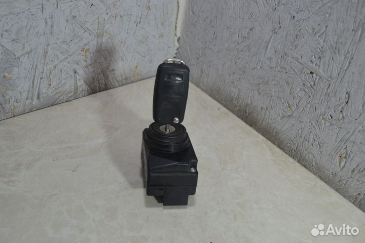 Замок зажигания Volkswagen Touareg