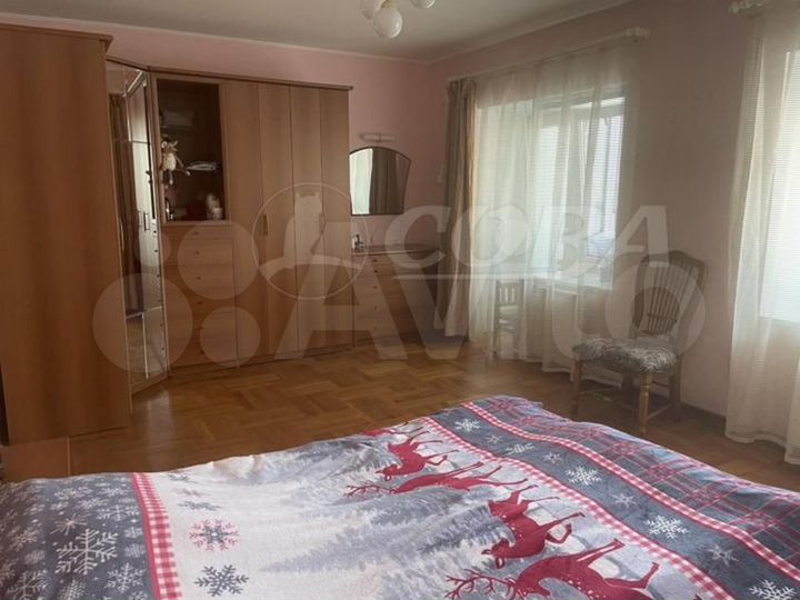 4-к. квартира, 140 м², 5/5 эт.