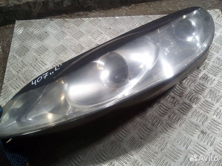 Фара левая Peugeot 407