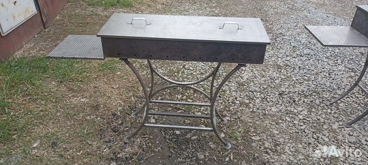 Мангал с крышкой