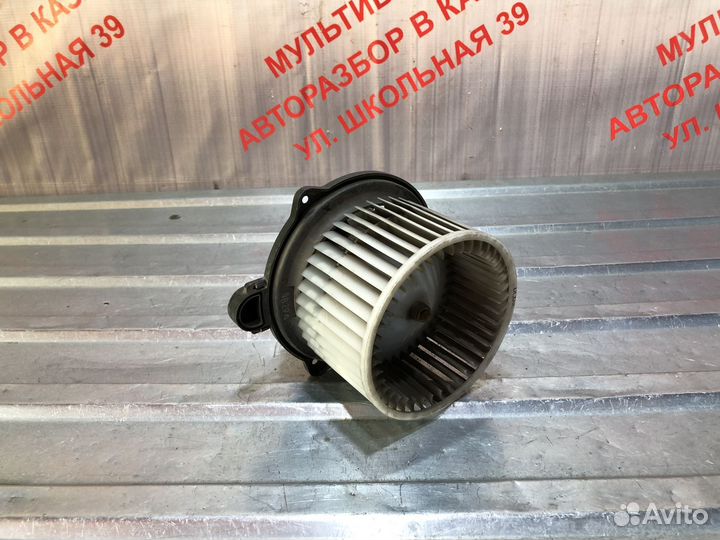 Моторчик отопителя печки Киа Сид 1