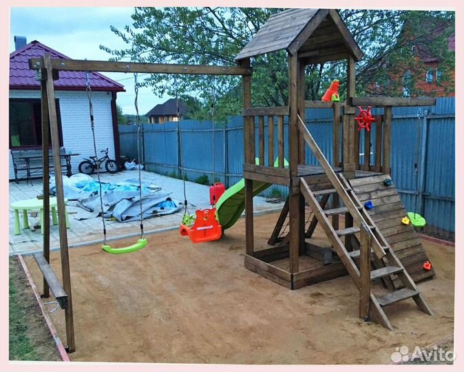 Детский игровой комплекс с горкой