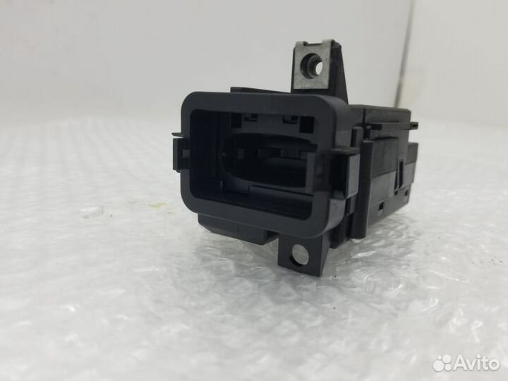 Замок зажигания audi 8K0909131D