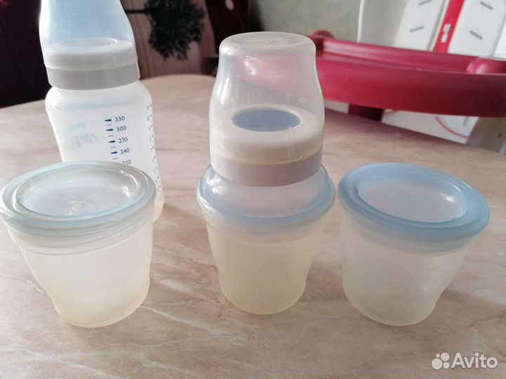 Бутылока Авент и набор для хранения молока