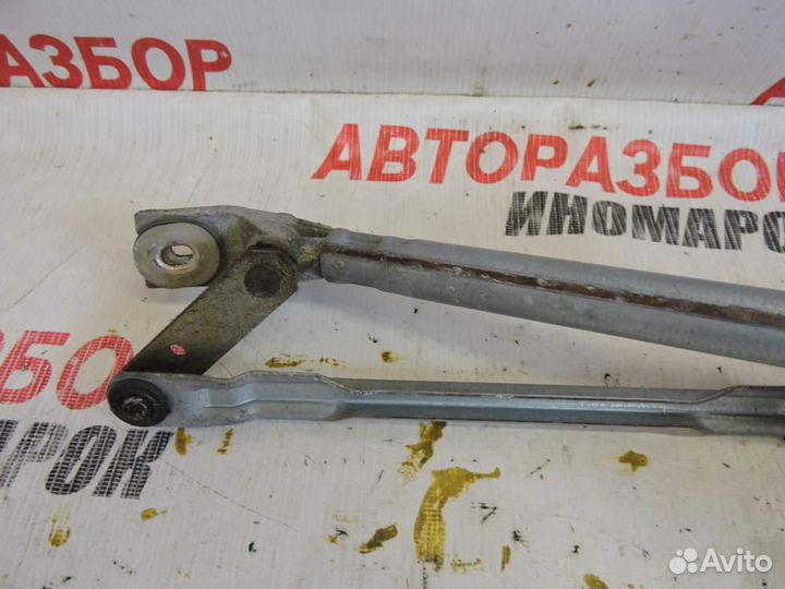 Трапеция стеклоочистителей для Volkswagen Passat