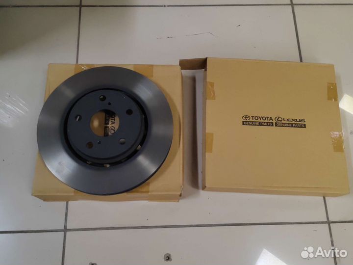 Диски тормозные передние camry 50 усиленные