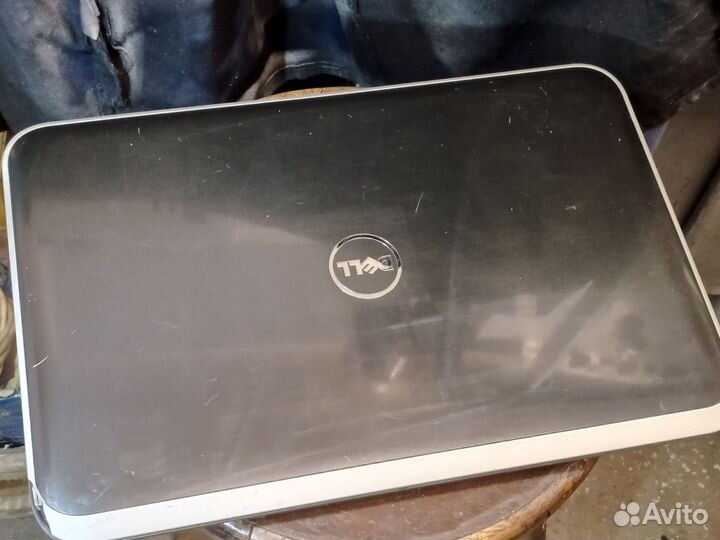 Ноутбук dell inspiron