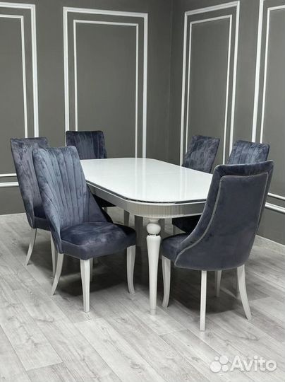 Стол и стулья в гостиную.Оплата при получении