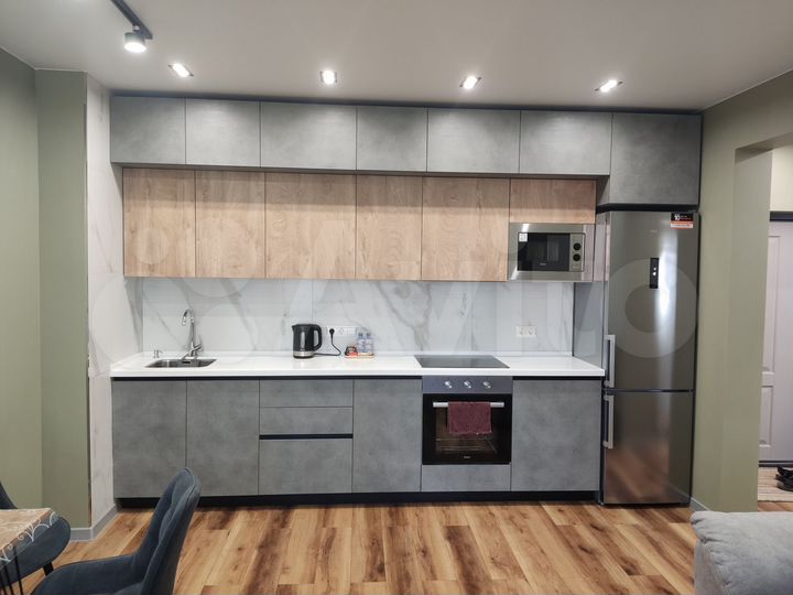 2-к. квартира, 64 м², 4/17 эт.