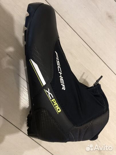 Лыжные ботинки fischer xc pro black yellow