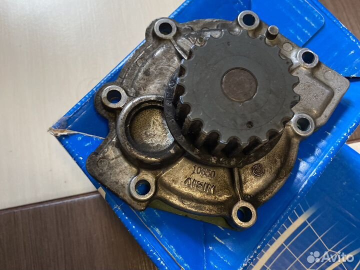 Помпа охлаждения volvo s60