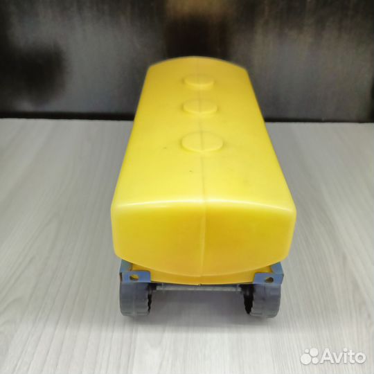 Игрушка СССР машинка бензовоз жесть