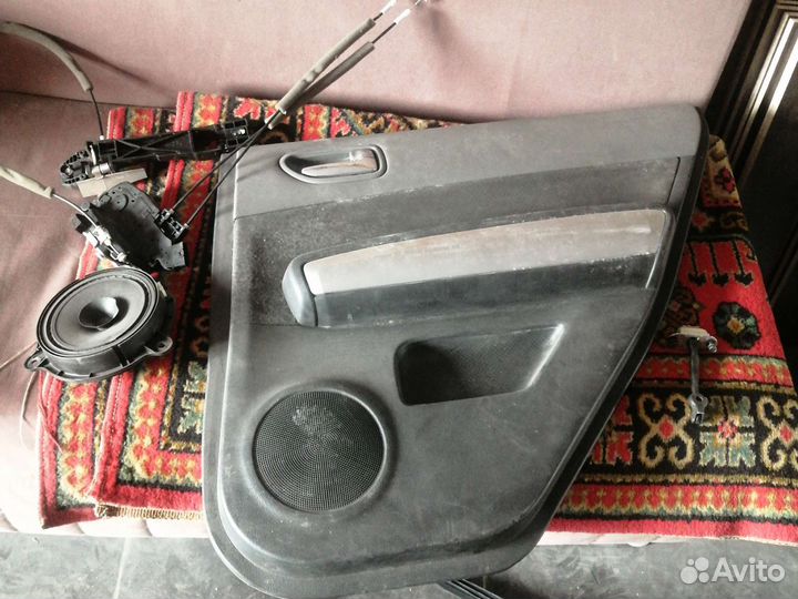 Обшивка на Ниссан х трейл