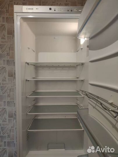 Холодильник бу Bosch в отличном состоянии