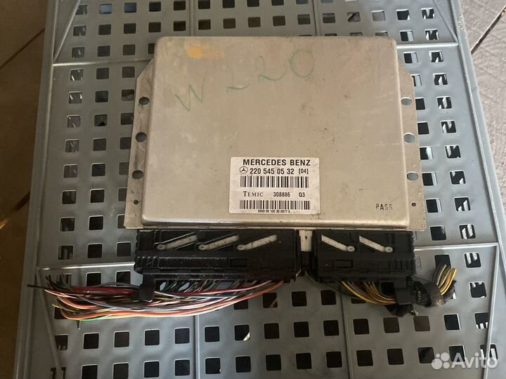 Блок управления пневмой w220