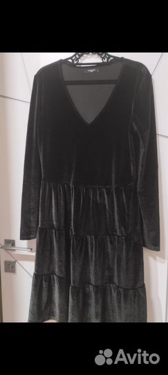 Велюровое платье reserved