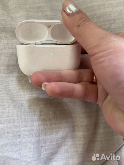 Оригинальный кейс от airpods pro