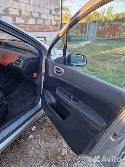 Peugeot 307 1.6 МТ, 2005, 310 000 км