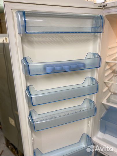 Холодильник Beko 2 метра