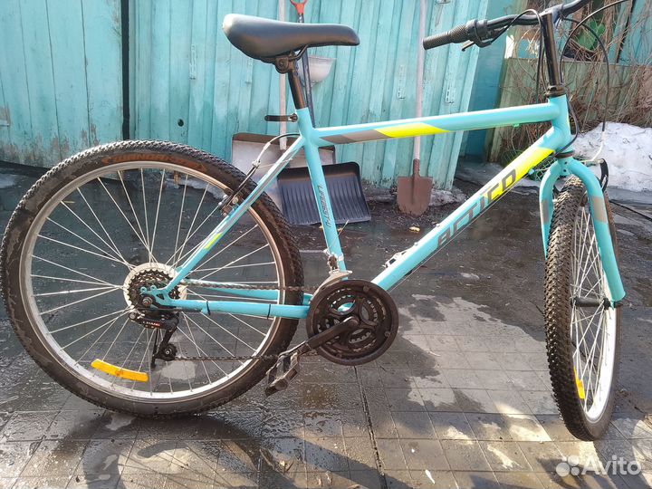 Велосипед Actico б/у на 26 колесах, всё работает